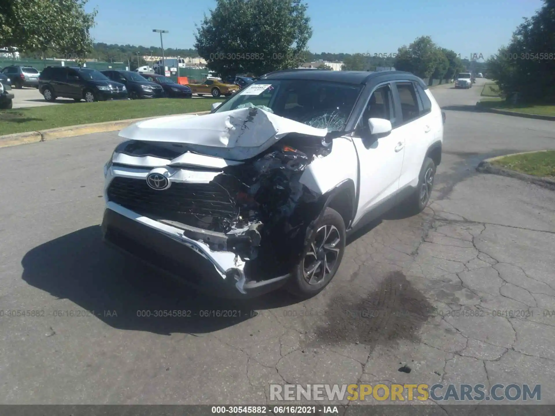 2 Photograph of a damaged car 2T3G1RFV2KW051128 TOYOTA RAV4 2019