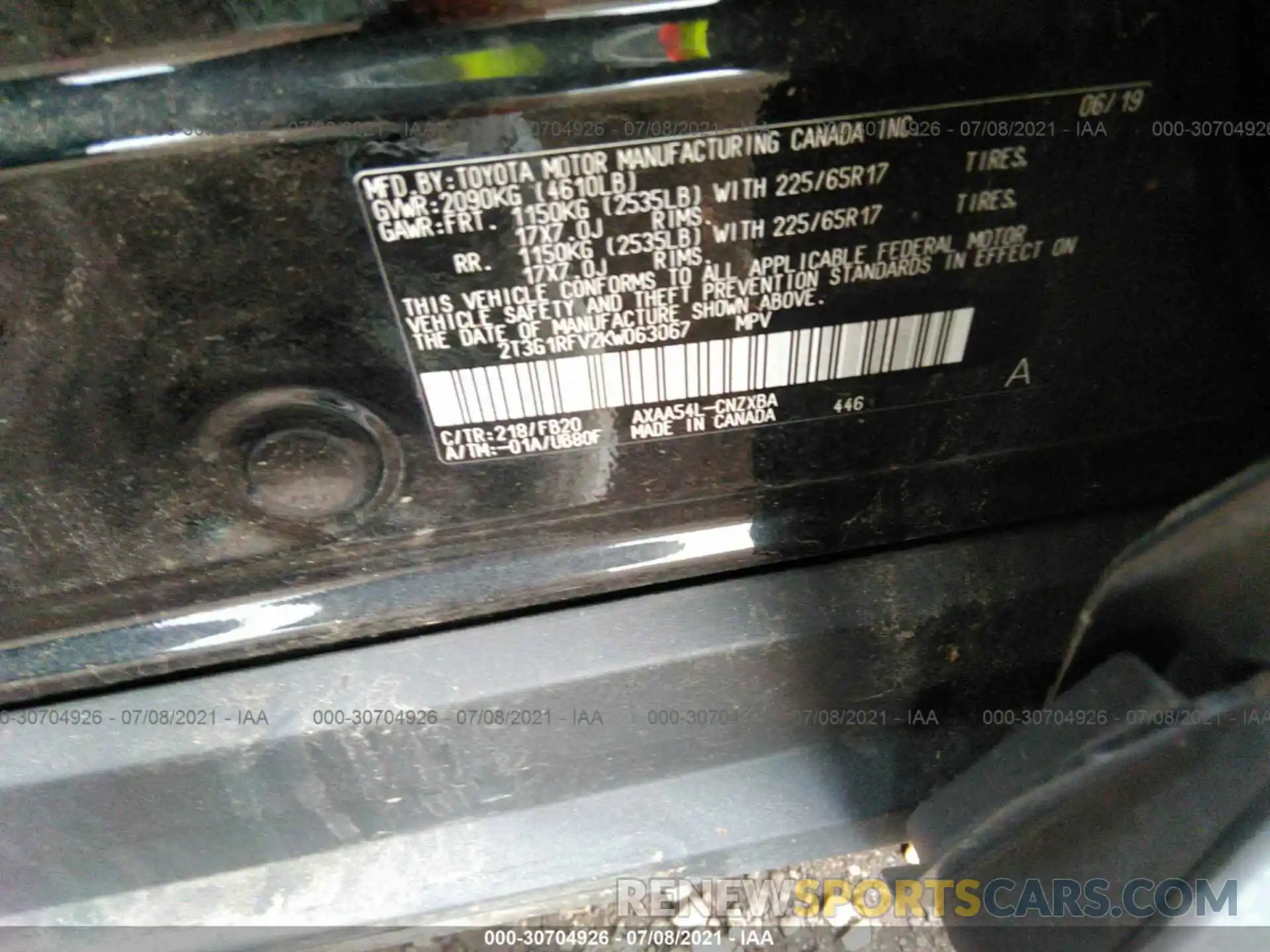 9 Photograph of a damaged car 2T3G1RFV2KW063067 TOYOTA RAV4 2019