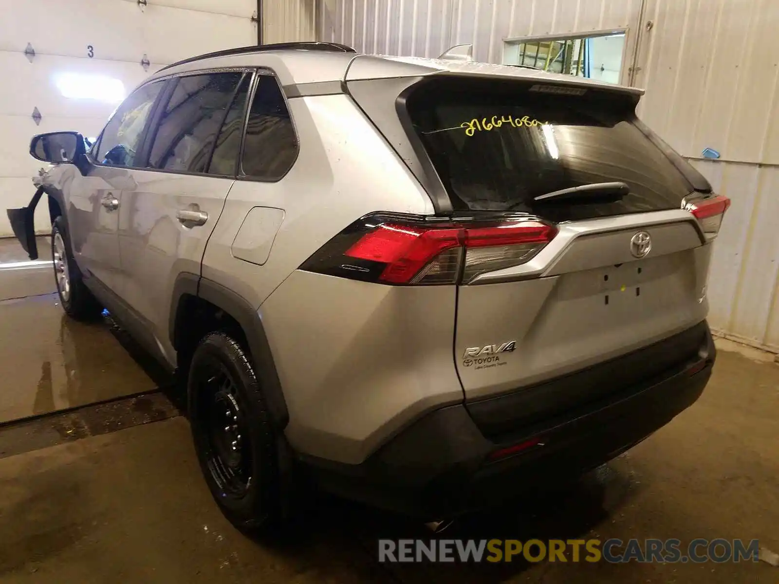 3 Photograph of a damaged car 2T3G1RFV2KW078099 TOYOTA RAV4 2019