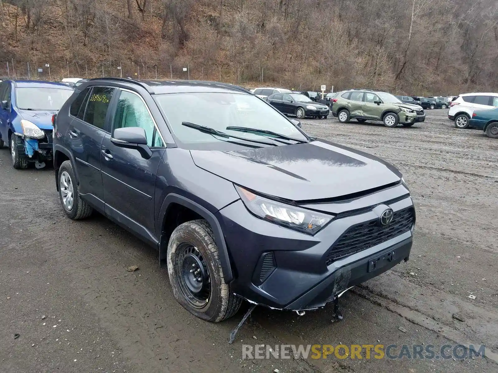 1 Photograph of a damaged car 2T3G1RFV3KC044108 TOYOTA RAV4 2019