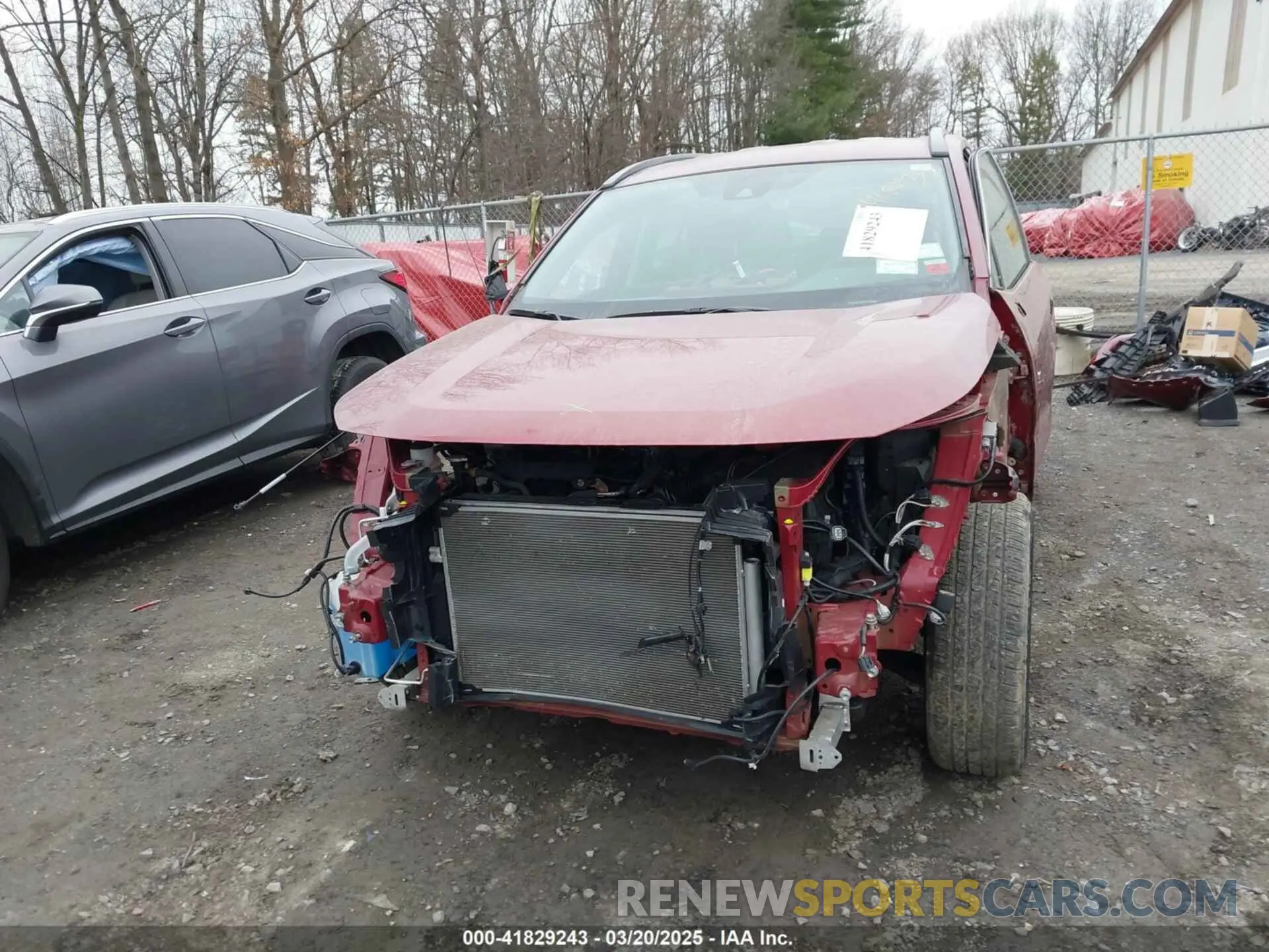 18 Photograph of a damaged car 2T3G1RFV3KC051706 TOYOTA RAV4 2019