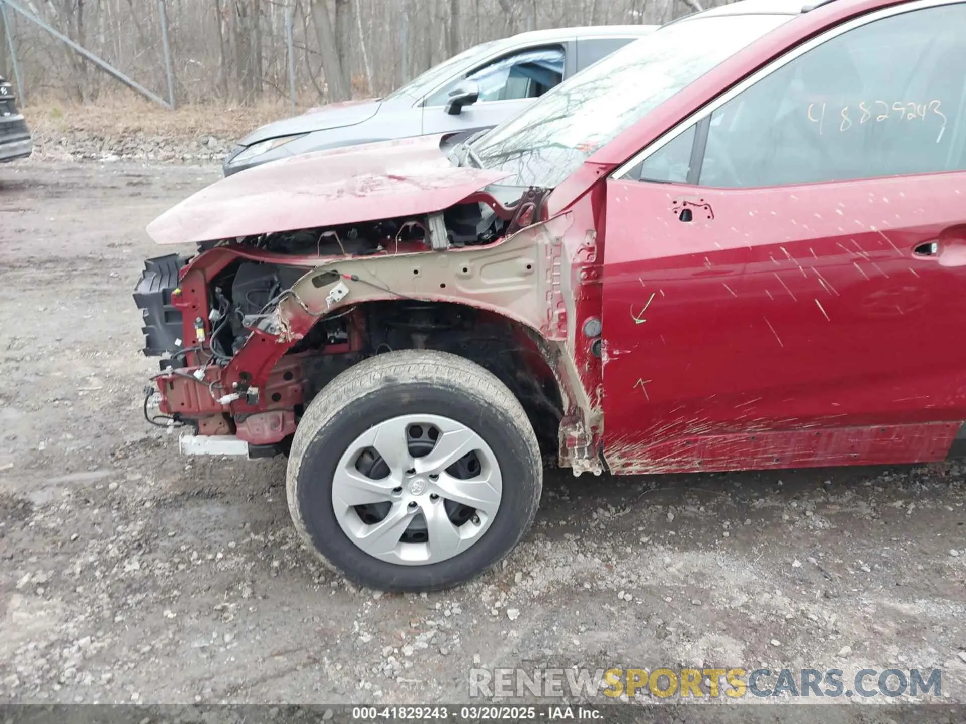 6 Photograph of a damaged car 2T3G1RFV3KC051706 TOYOTA RAV4 2019
