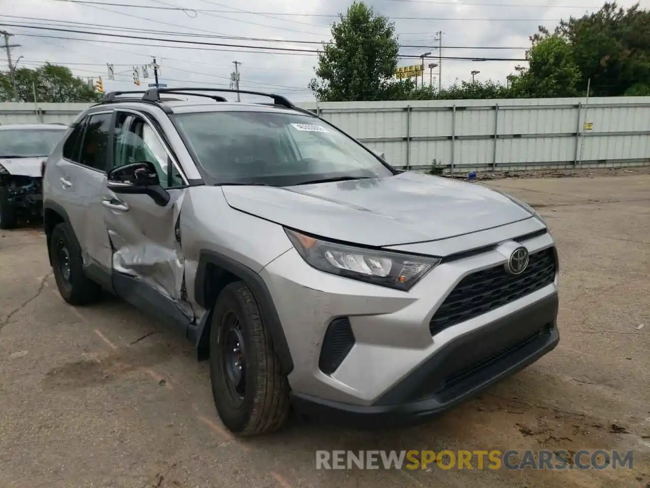 1 Photograph of a damaged car 2T3G1RFV3KW031759 TOYOTA RAV4 2019