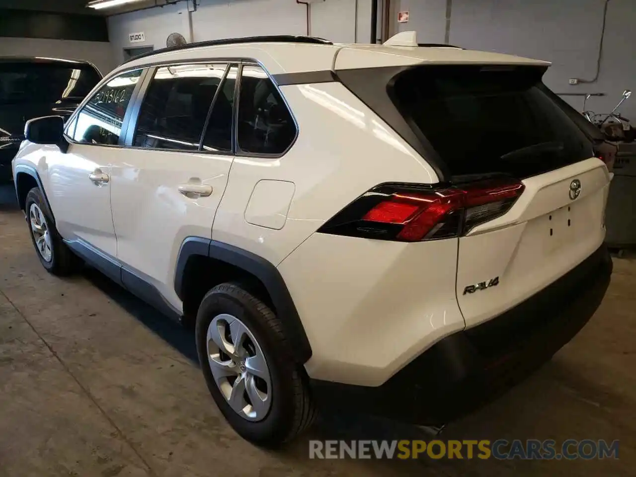 3 Photograph of a damaged car 2T3G1RFV4KC004636 TOYOTA RAV4 2019