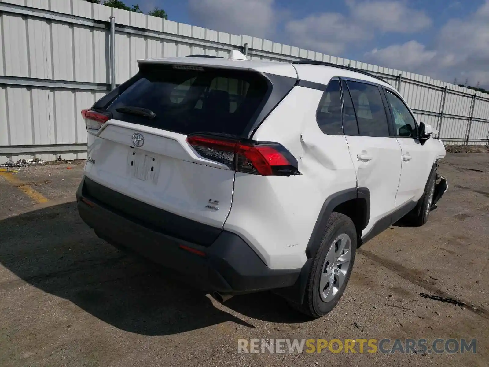 4 Photograph of a damaged car 2T3G1RFV4KC026393 TOYOTA RAV4 2019