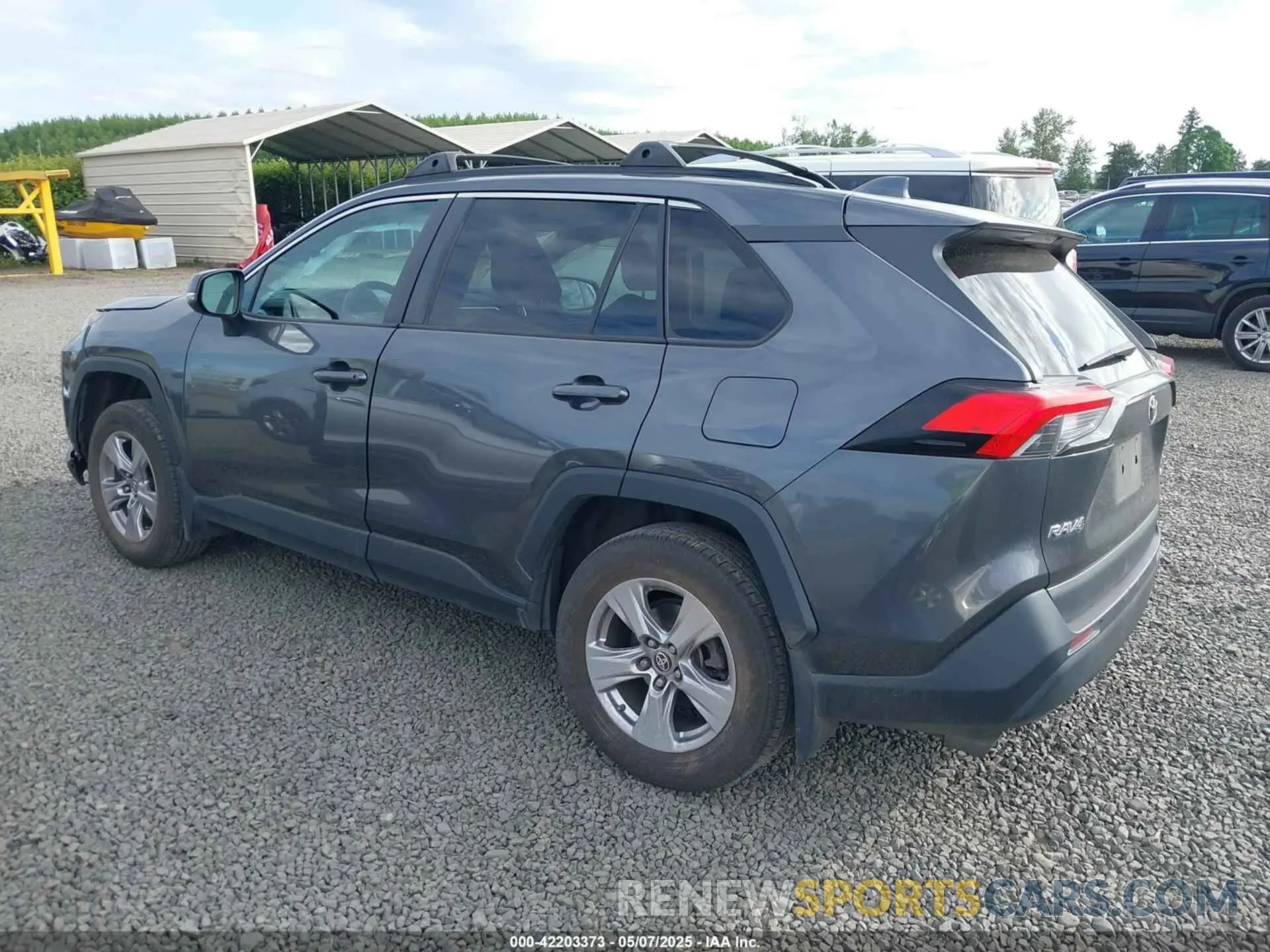 3 Photograph of a damaged car 2T3G1RFV4KC055151 TOYOTA RAV4 2019