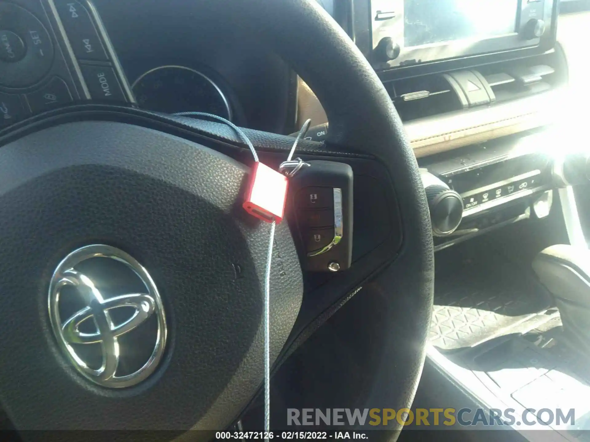 11 Photograph of a damaged car 2T3G1RFV4KW010368 TOYOTA RAV4 2019