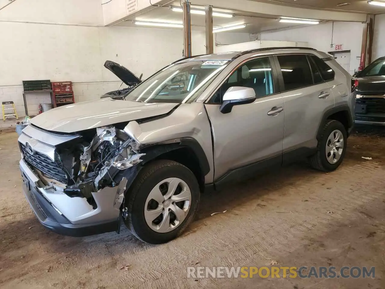 1 Photograph of a damaged car 2T3G1RFV4KW062552 TOYOTA RAV4 2019