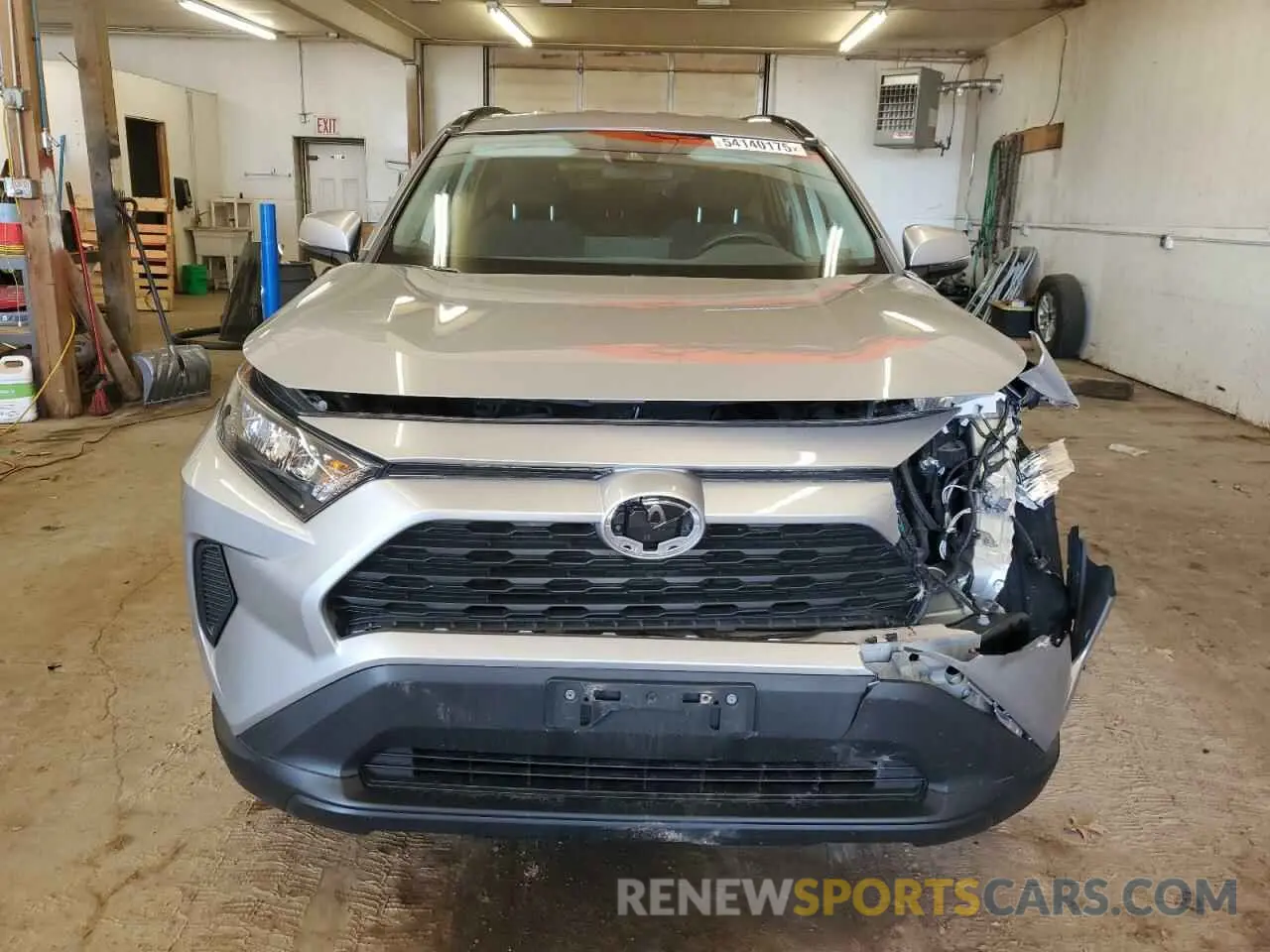 5 Photograph of a damaged car 2T3G1RFV4KW062552 TOYOTA RAV4 2019