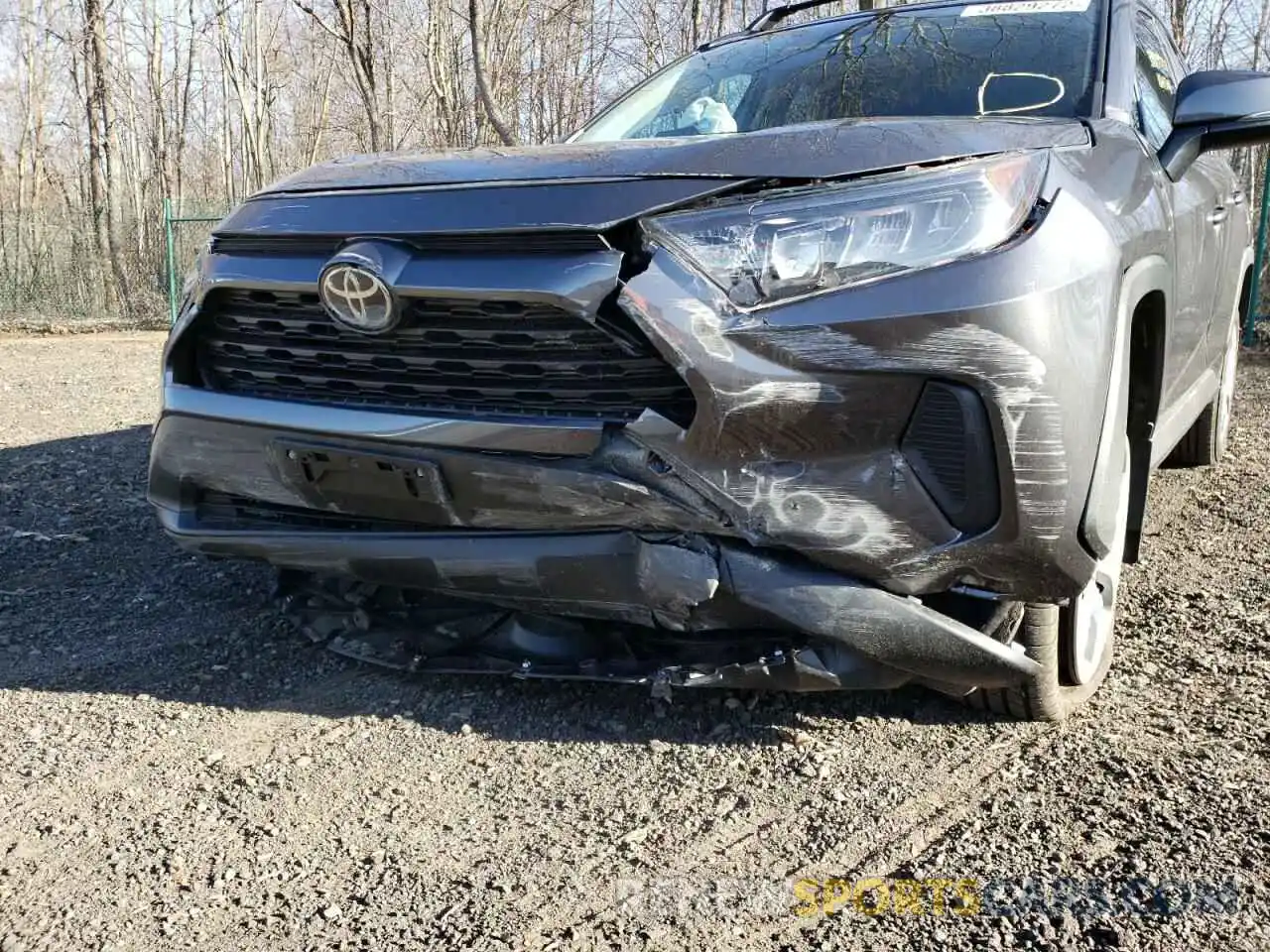 9 Photograph of a damaged car 2T3G1RFV4KW065788 TOYOTA RAV4 2019