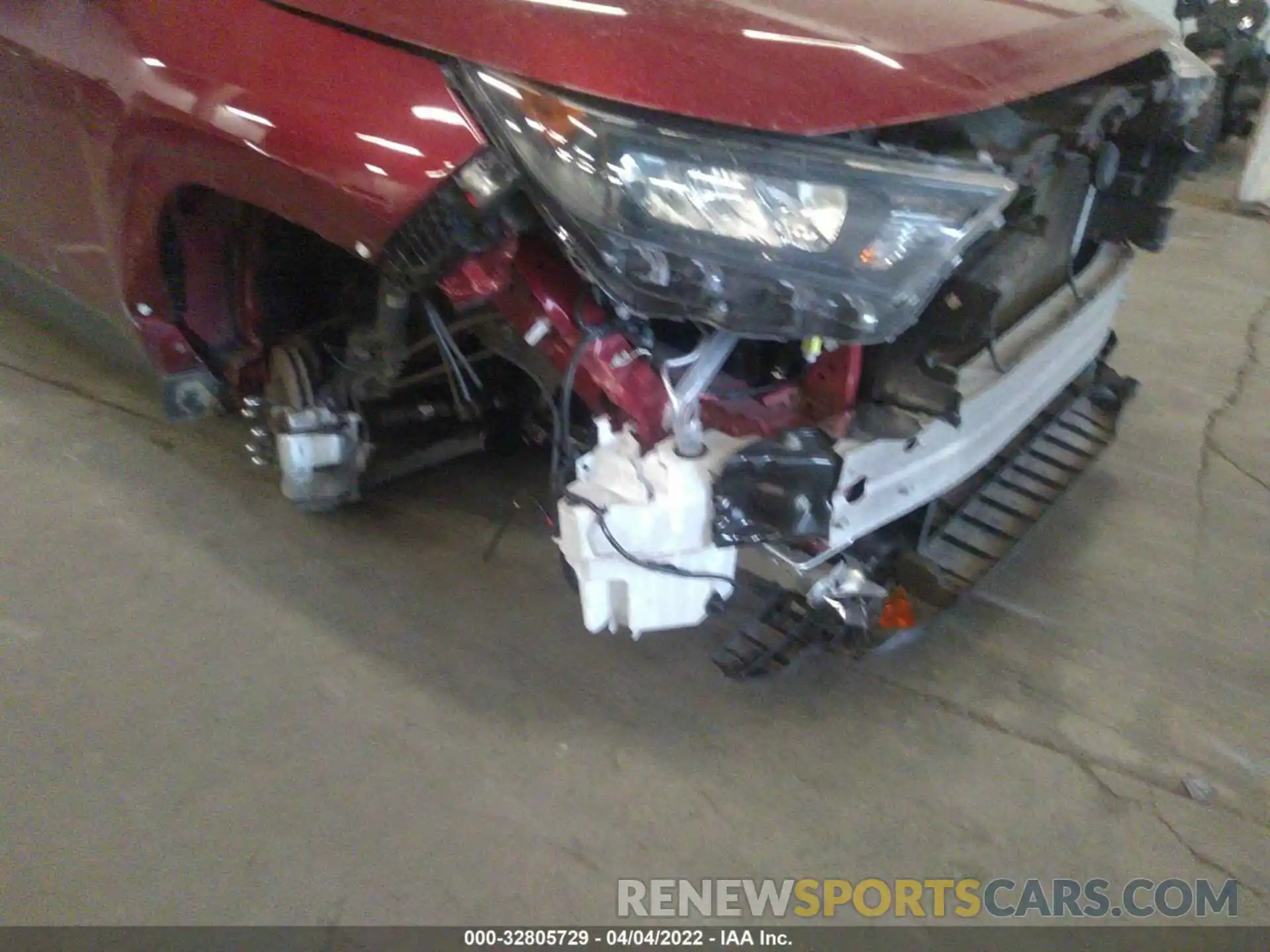 6 Photograph of a damaged car 2T3G1RFV4KW083336 TOYOTA RAV4 2019