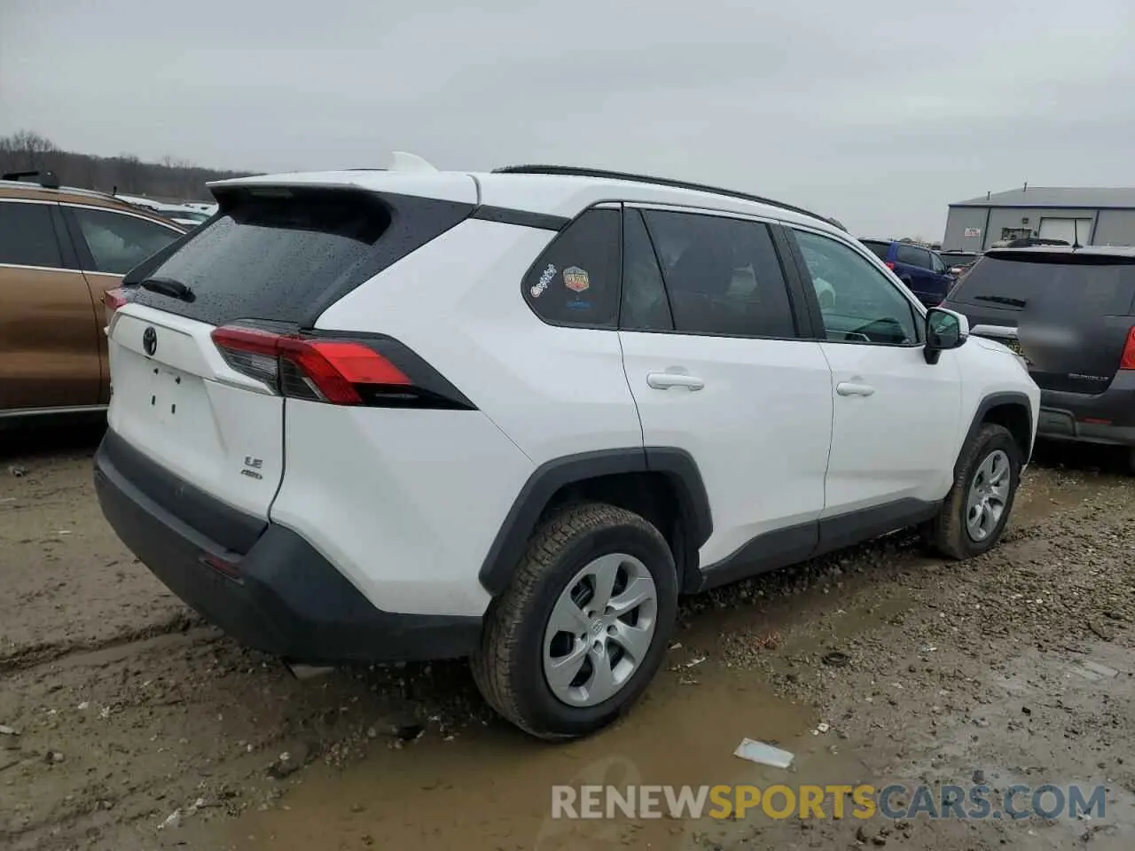 3 Photograph of a damaged car 2T3G1RFV5KC010879 TOYOTA RAV4 2019