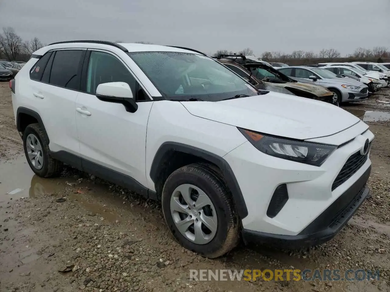 4 Photograph of a damaged car 2T3G1RFV5KC010879 TOYOTA RAV4 2019