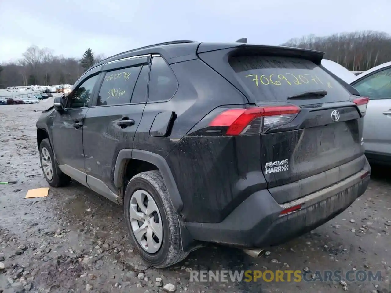 3 Photograph of a damaged car 2T3G1RFV5KC041436 TOYOTA RAV4 2019