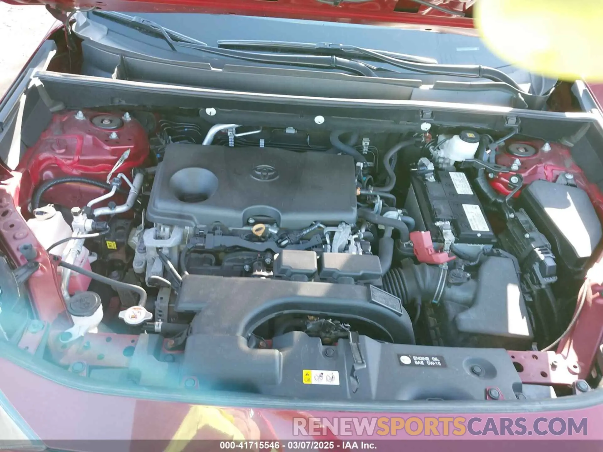 10 Photograph of a damaged car 2T3G1RFV5KC042795 TOYOTA RAV4 2019