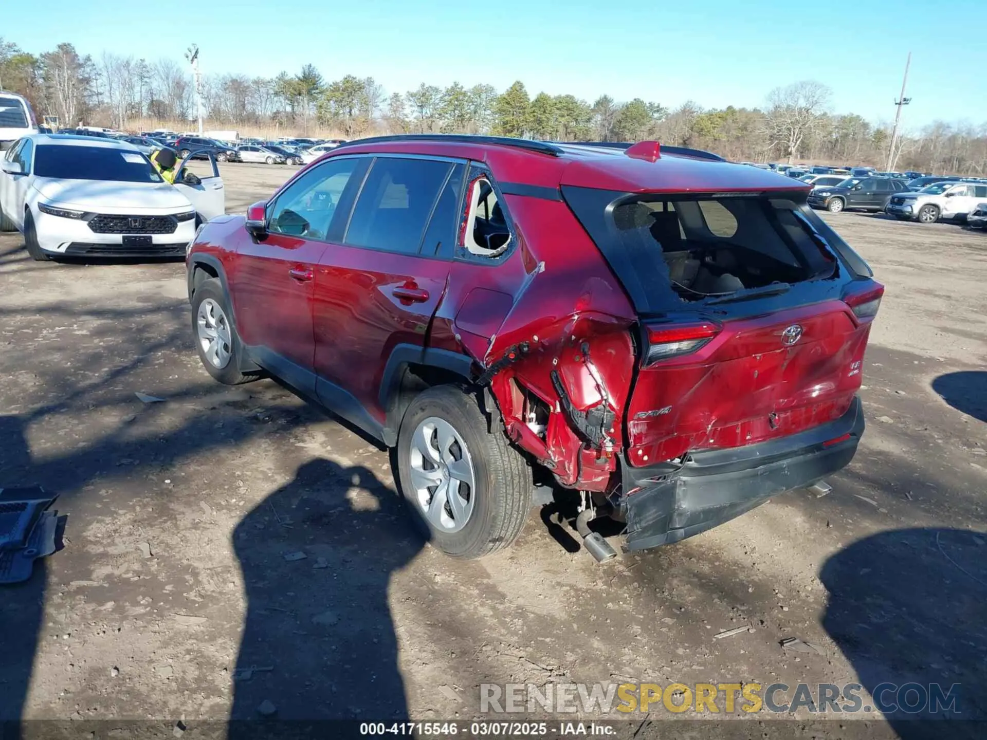3 Photograph of a damaged car 2T3G1RFV5KC042795 TOYOTA RAV4 2019