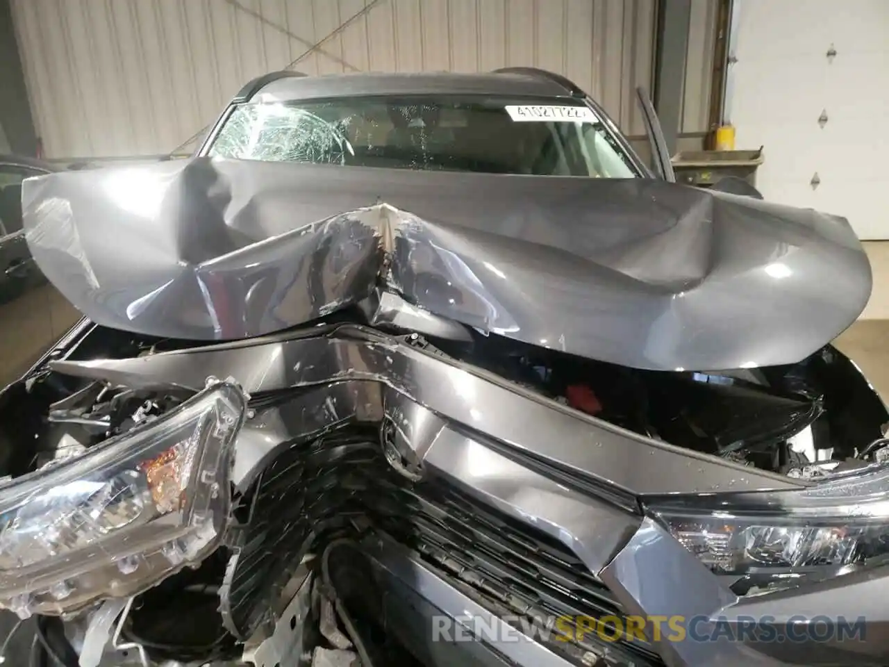 7 Photograph of a damaged car 2T3G1RFV5KW003865 TOYOTA RAV4 2019