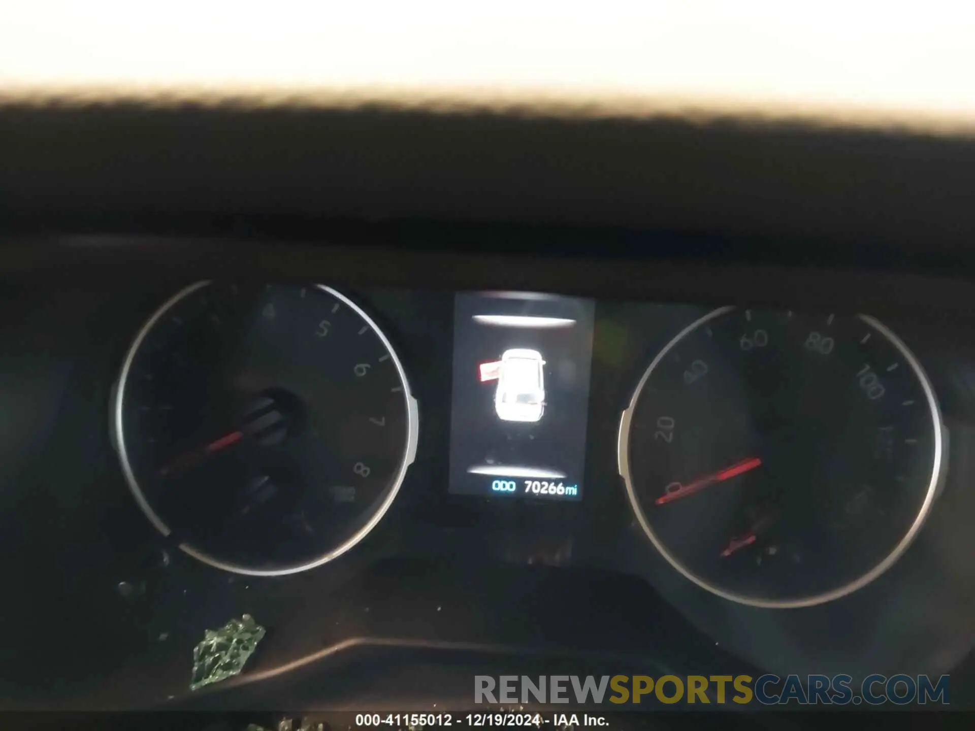 7 Photograph of a damaged car 2T3G1RFV5KW048854 TOYOTA RAV4 2019