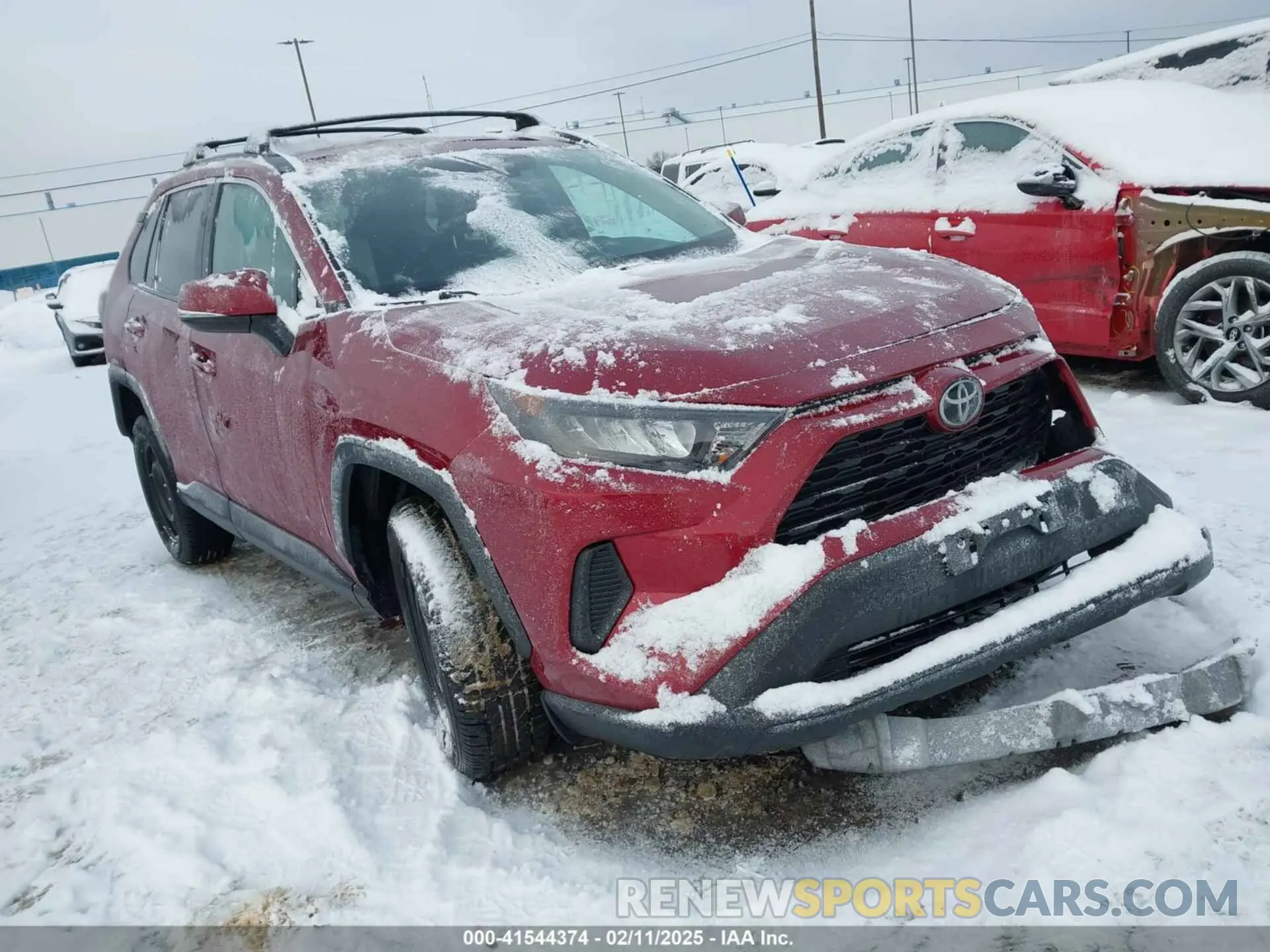 1 Photograph of a damaged car 2T3G1RFV6KC031823 TOYOTA RAV4 2019
