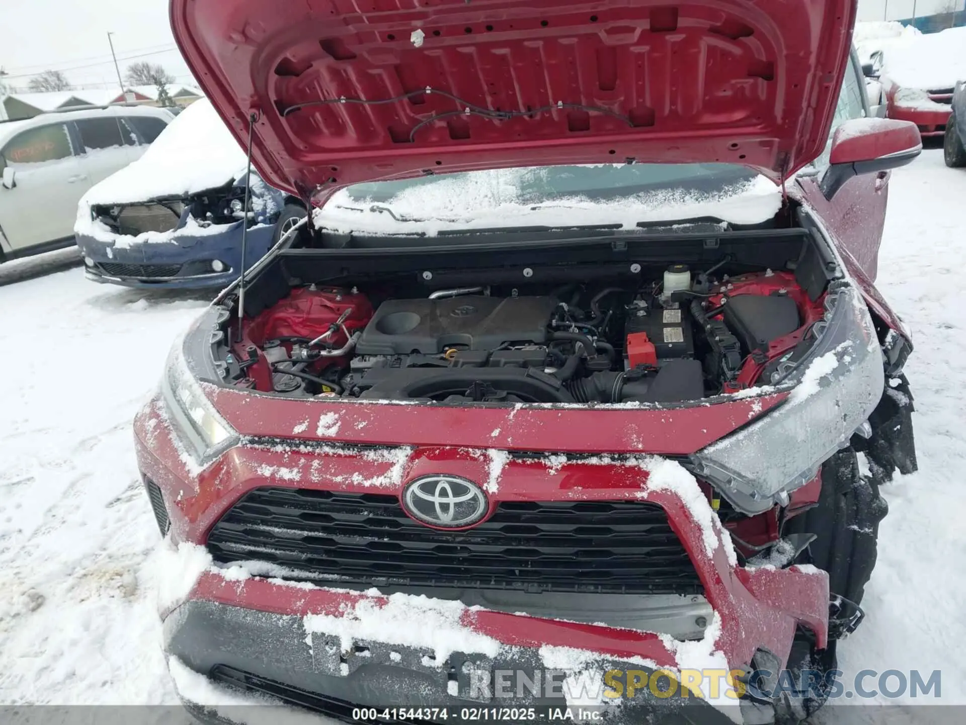 10 Photograph of a damaged car 2T3G1RFV6KC031823 TOYOTA RAV4 2019