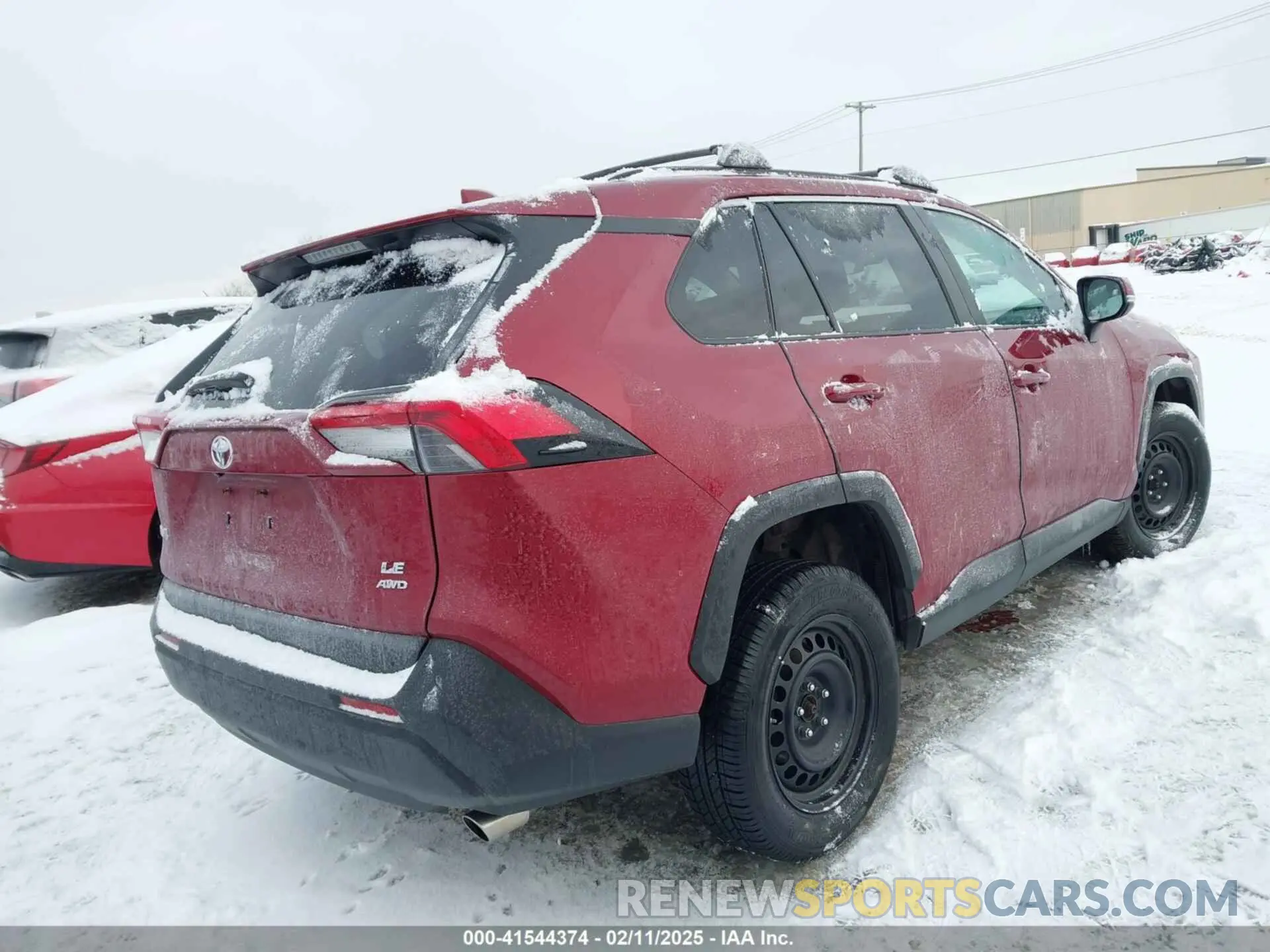 4 Photograph of a damaged car 2T3G1RFV6KC031823 TOYOTA RAV4 2019