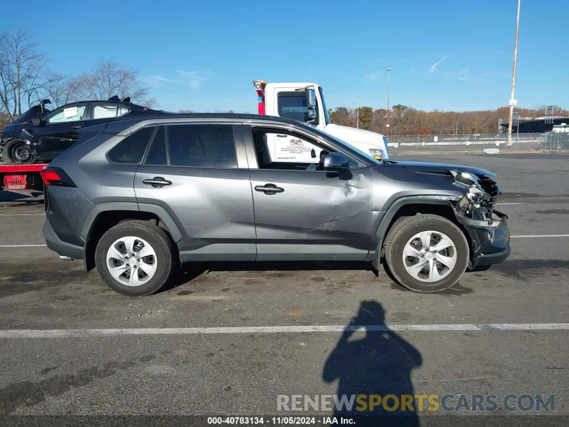 13 Photograph of a damaged car 2T3G1RFV6KC044636 TOYOTA RAV4 2019