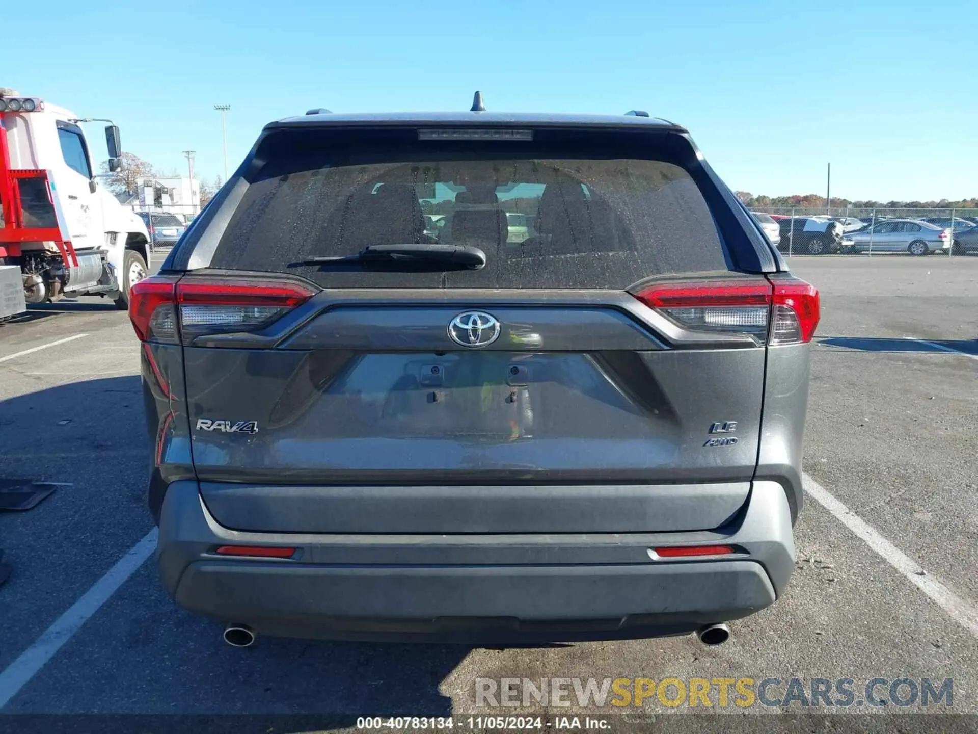16 Photograph of a damaged car 2T3G1RFV6KC044636 TOYOTA RAV4 2019