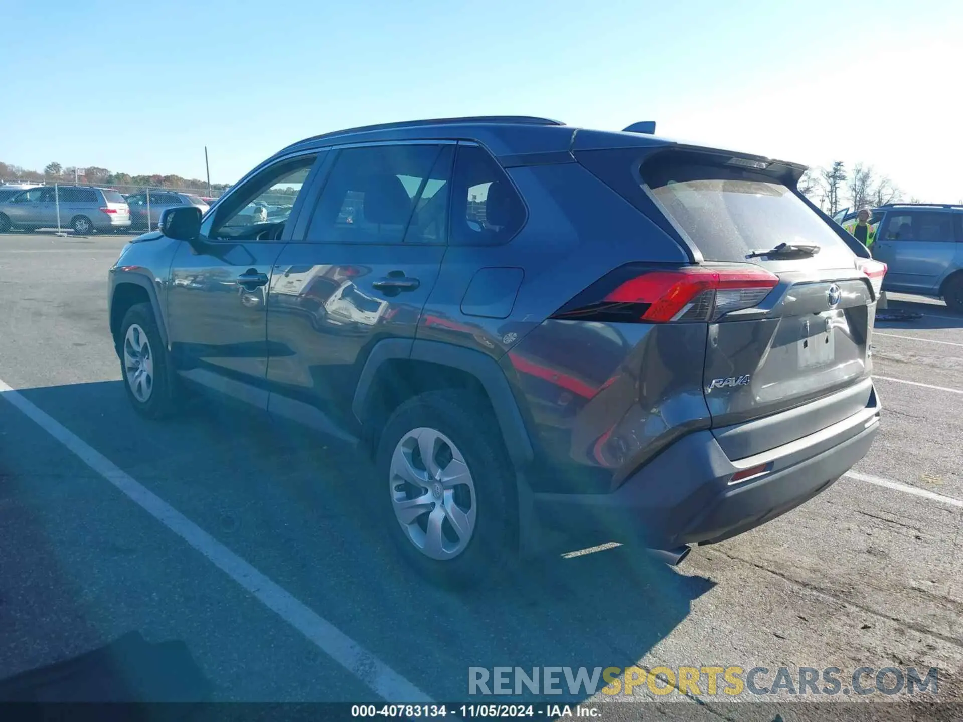 3 Photograph of a damaged car 2T3G1RFV6KC044636 TOYOTA RAV4 2019