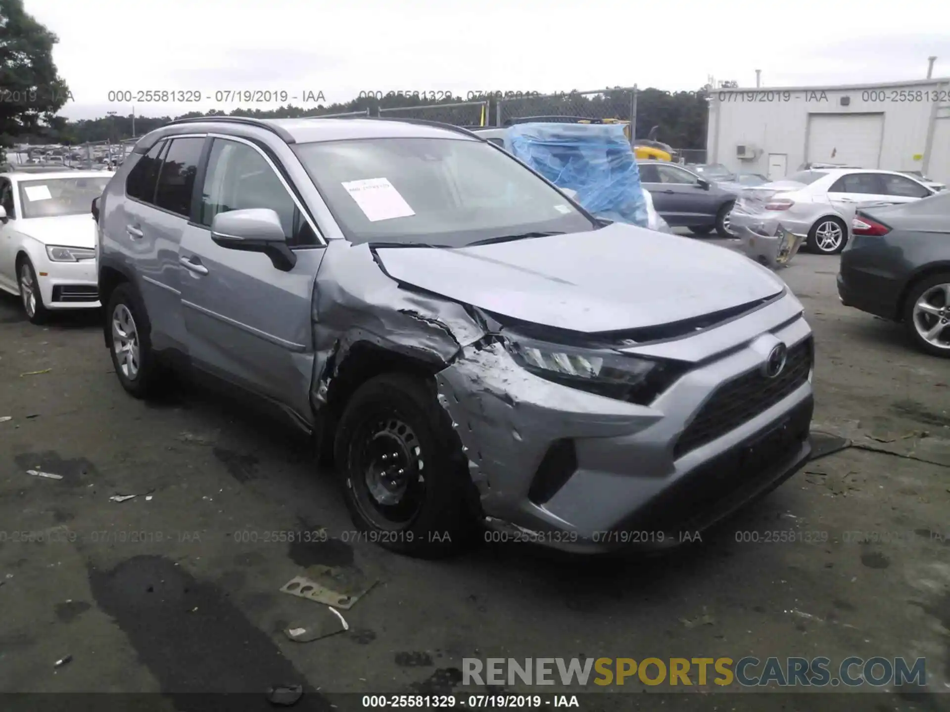 6 Photograph of a damaged car 2T3G1RFV6KW012395 TOYOTA RAV4 2019