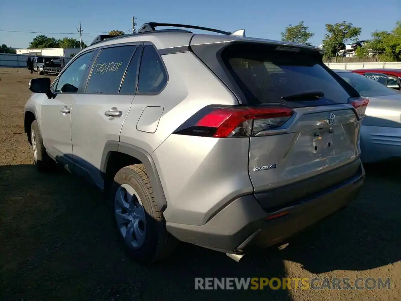 3 Photograph of a damaged car 2T3G1RFV6KW017032 TOYOTA RAV4 2019