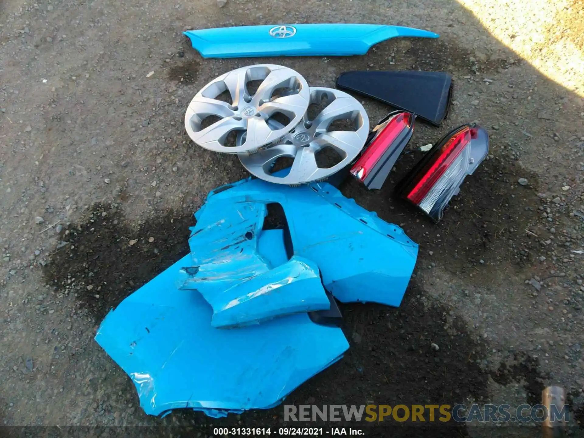 12 Photograph of a damaged car 2T3G1RFV6KW020898 TOYOTA RAV4 2019