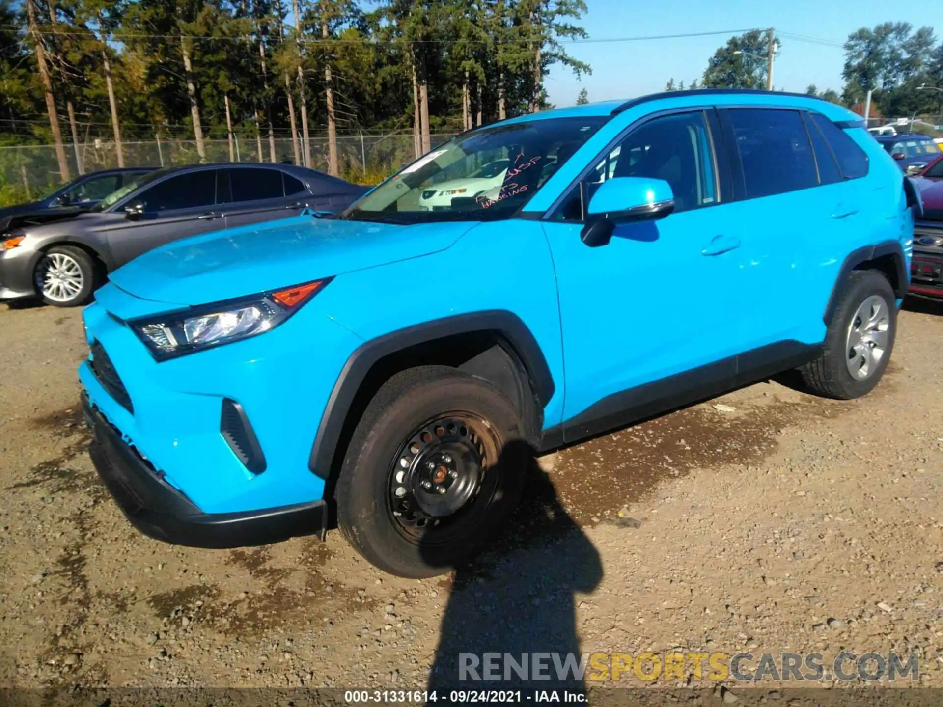 2 Photograph of a damaged car 2T3G1RFV6KW020898 TOYOTA RAV4 2019