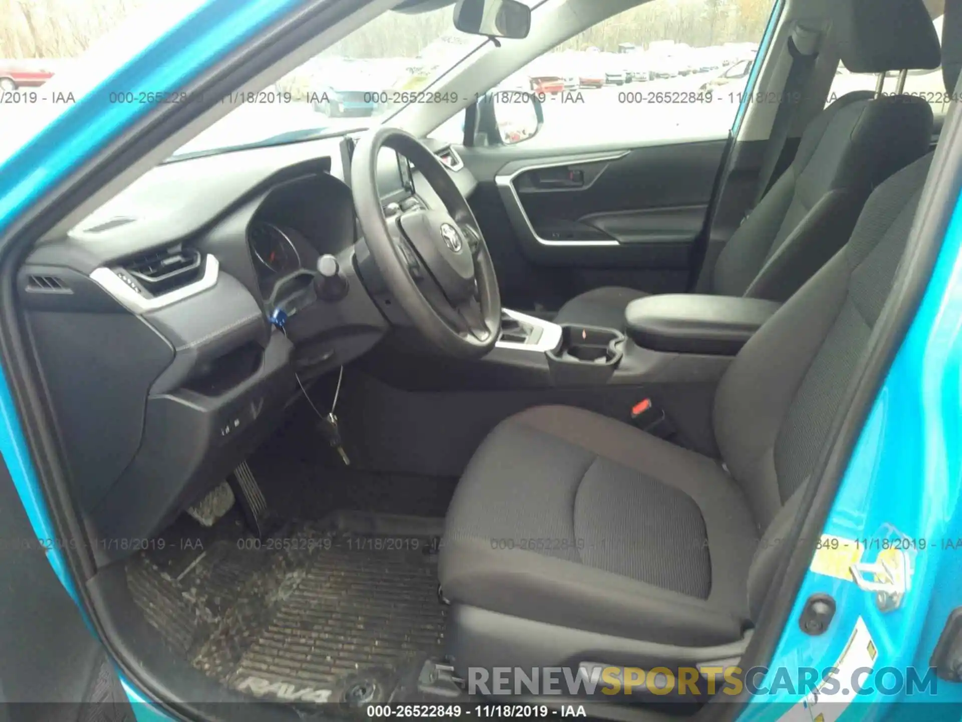 5 Photograph of a damaged car 2T3G1RFV6KW025387 TOYOTA RAV4 2019