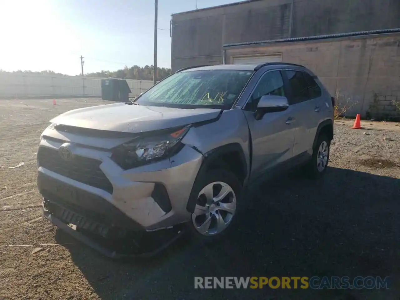 2 Photograph of a damaged car 2T3G1RFV6KW081989 TOYOTA RAV4 2019