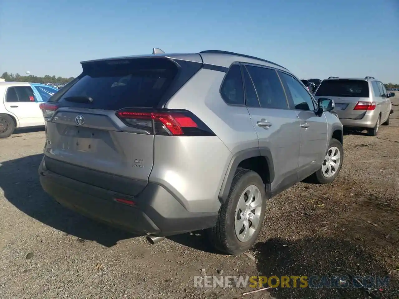 4 Photograph of a damaged car 2T3G1RFV6KW081989 TOYOTA RAV4 2019