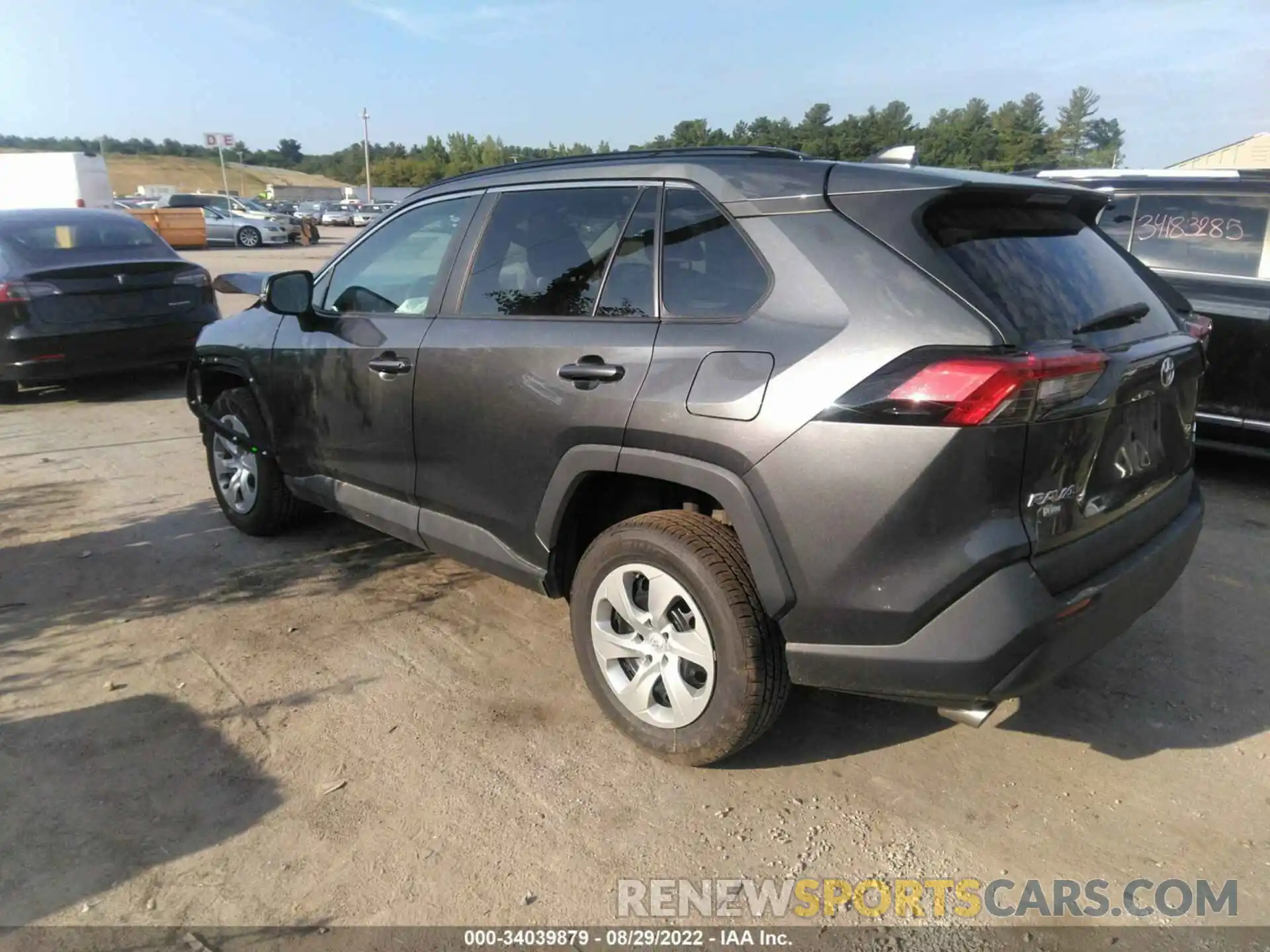 3 Photograph of a damaged car 2T3G1RFV7KC032026 TOYOTA RAV4 2019