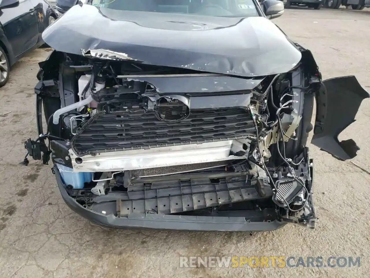 9 Photograph of a damaged car 2T3G1RFV7KC047707 TOYOTA RAV4 2019