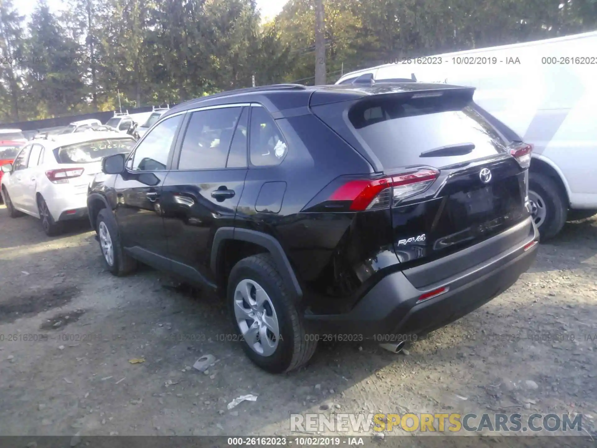 3 Photograph of a damaged car 2T3G1RFV7KW005231 TOYOTA RAV4 2019