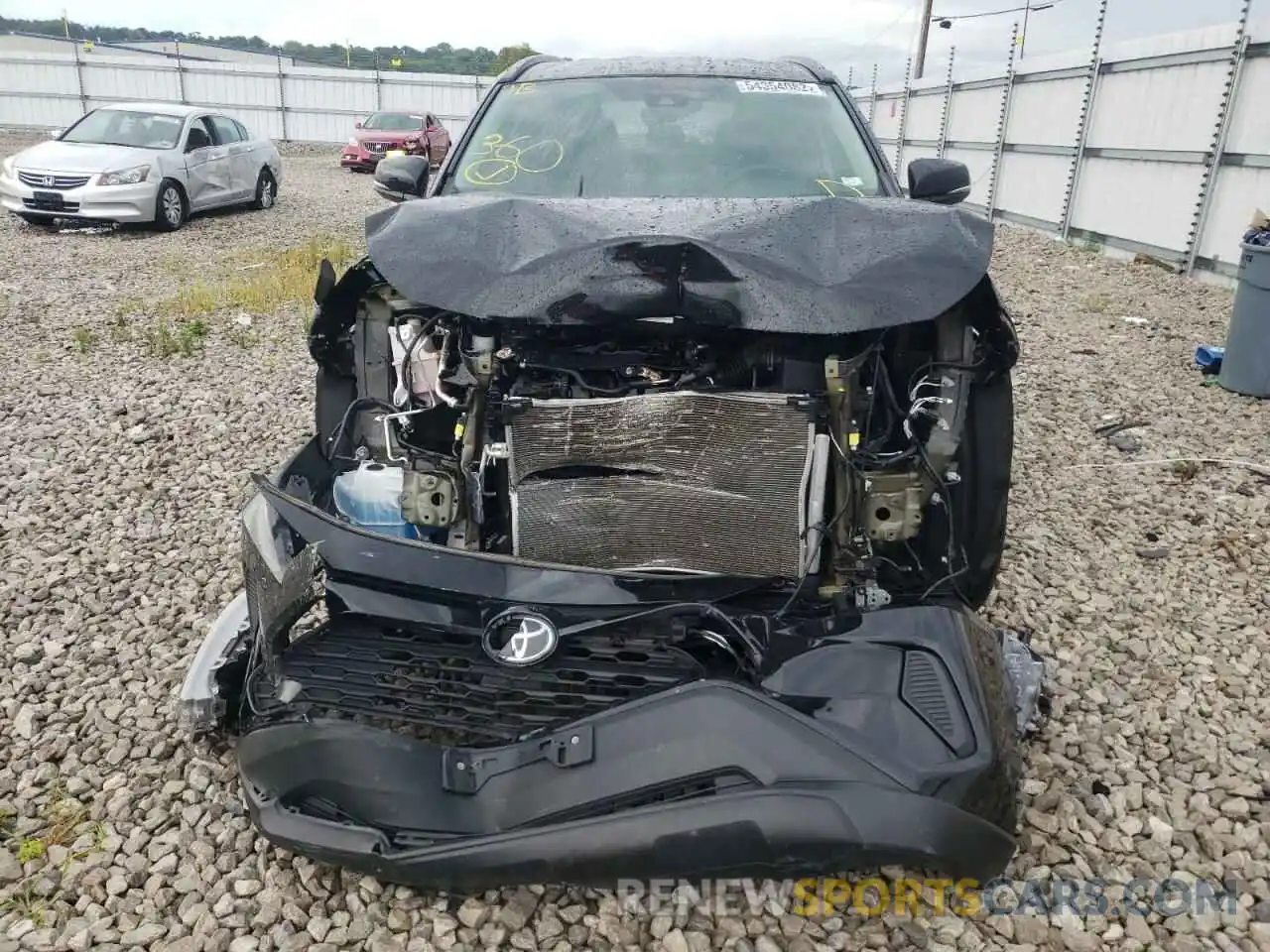 9 Photograph of a damaged car 2T3G1RFV7KW036057 TOYOTA RAV4 2019