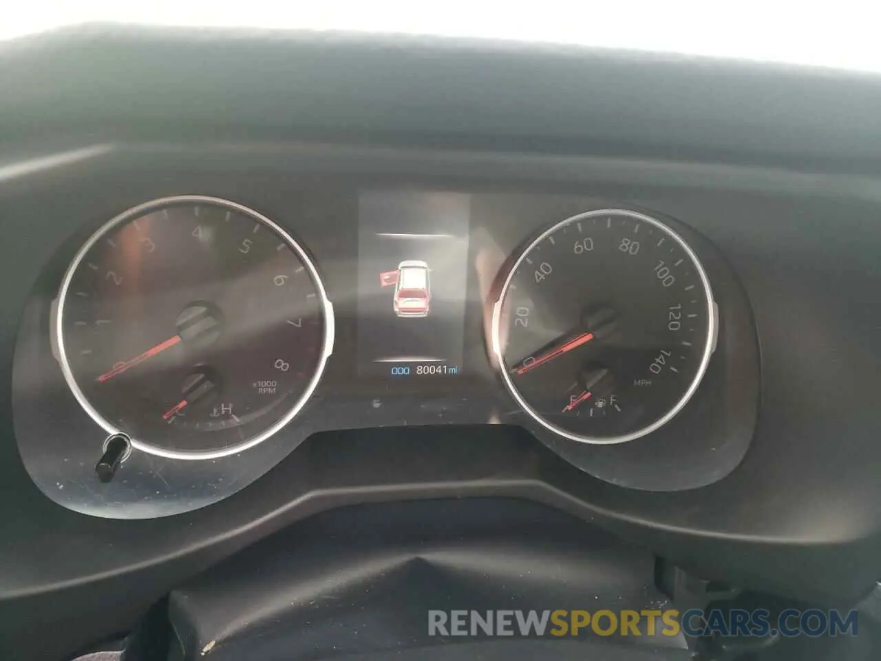 9 Photograph of a damaged car 2T3G1RFV7KW062433 TOYOTA RAV4 2019