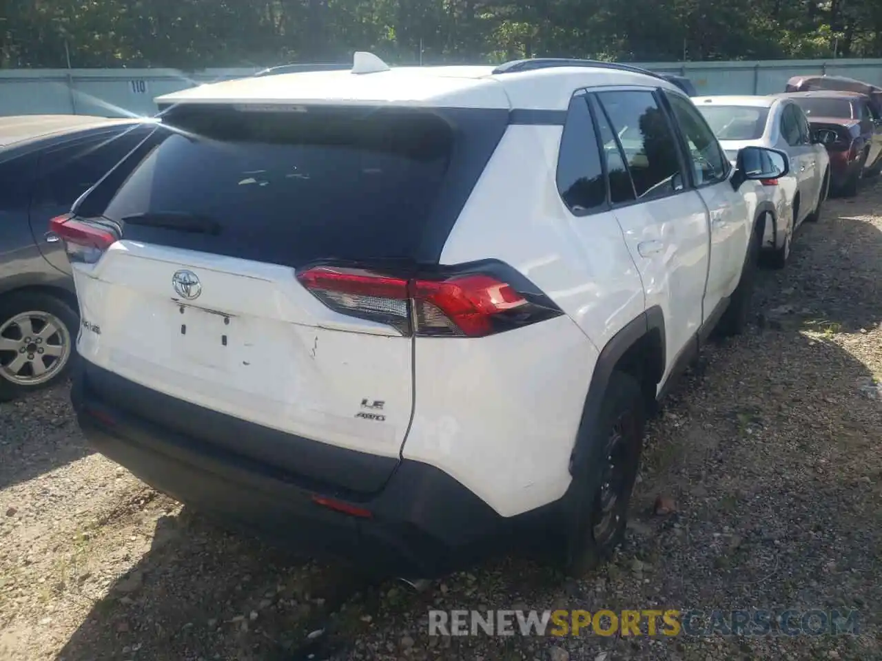 4 Photograph of a damaged car 2T3G1RFV7KW062478 TOYOTA RAV4 2019