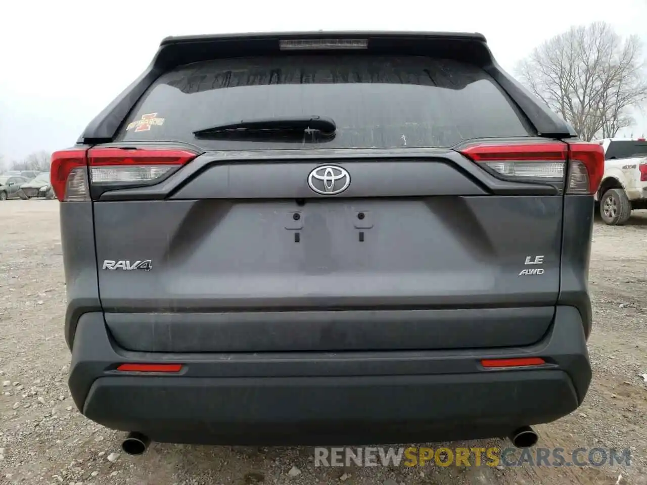 6 Photograph of a damaged car 2T3G1RFV8KC026705 TOYOTA RAV4 2019