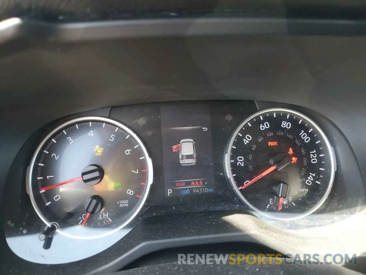 9 Photograph of a damaged car 2T3G1RFV8KW011359 TOYOTA RAV4 2019