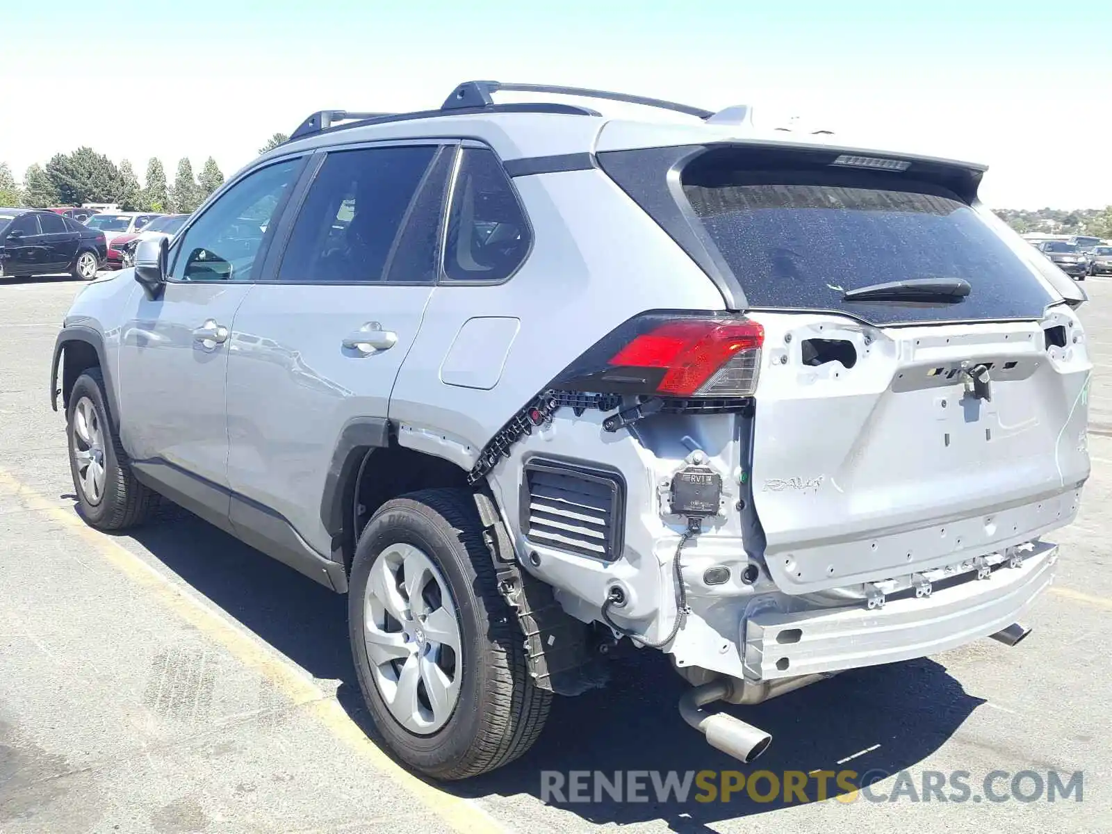 3 Photograph of a damaged car 2T3G1RFV8KW050775 TOYOTA RAV4 2019