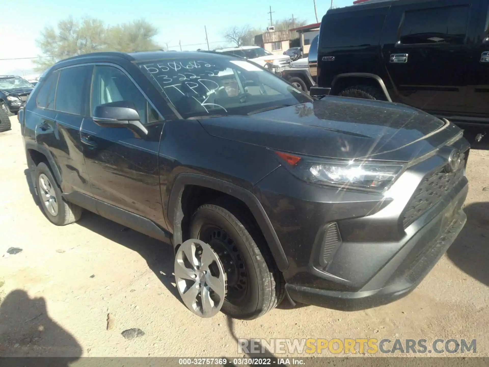 1 Photograph of a damaged car 2T3G1RFV9KC013526 TOYOTA RAV4 2019