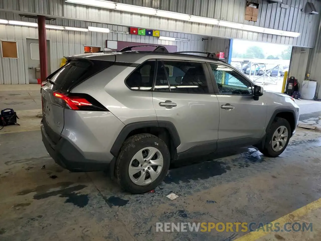 3 Photograph of a damaged car 2T3G1RFVXKW074236 TOYOTA RAV4 2019