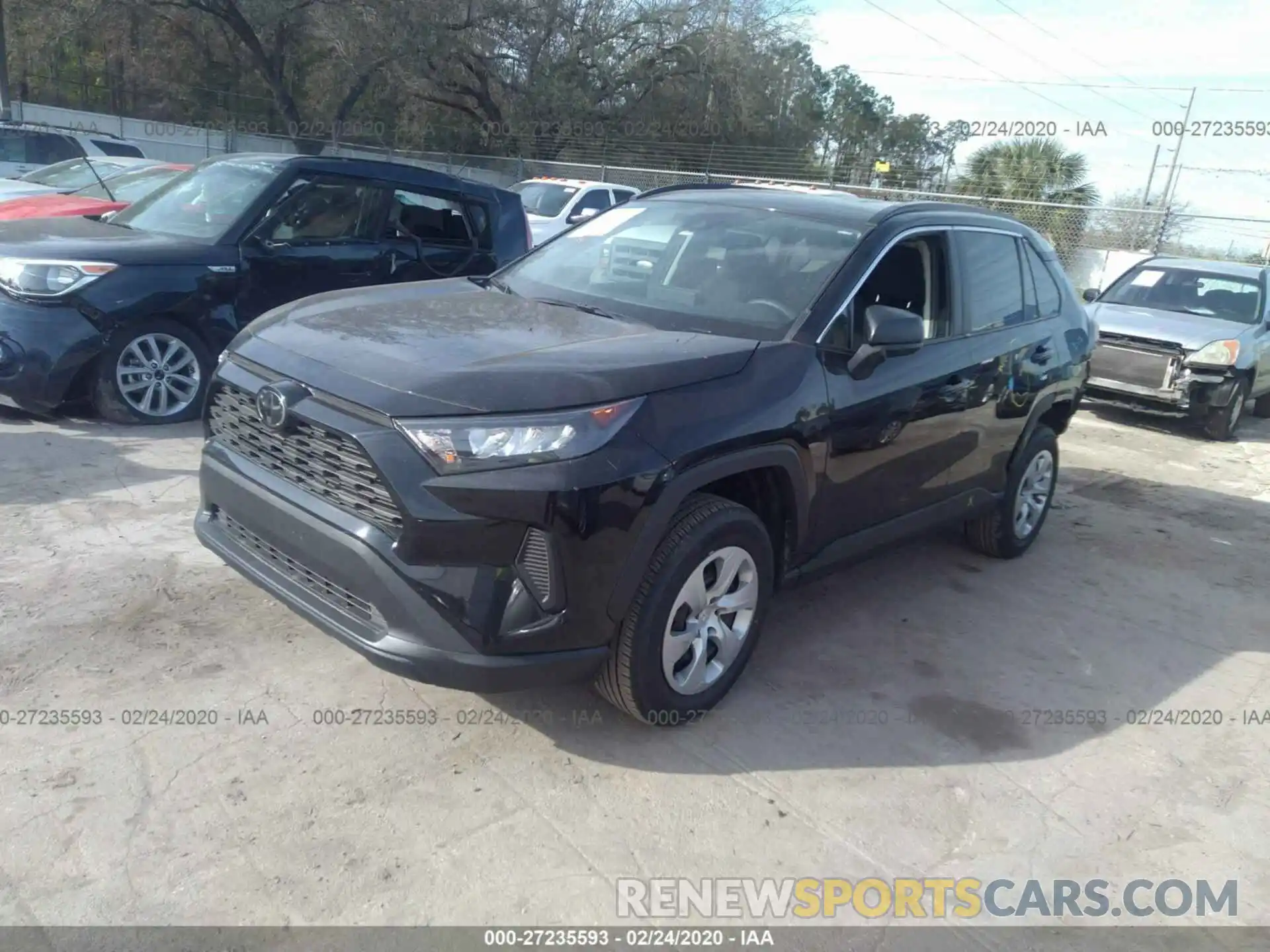 2 Photograph of a damaged car 2T3H1RFV0KC006808 TOYOTA RAV4 2019