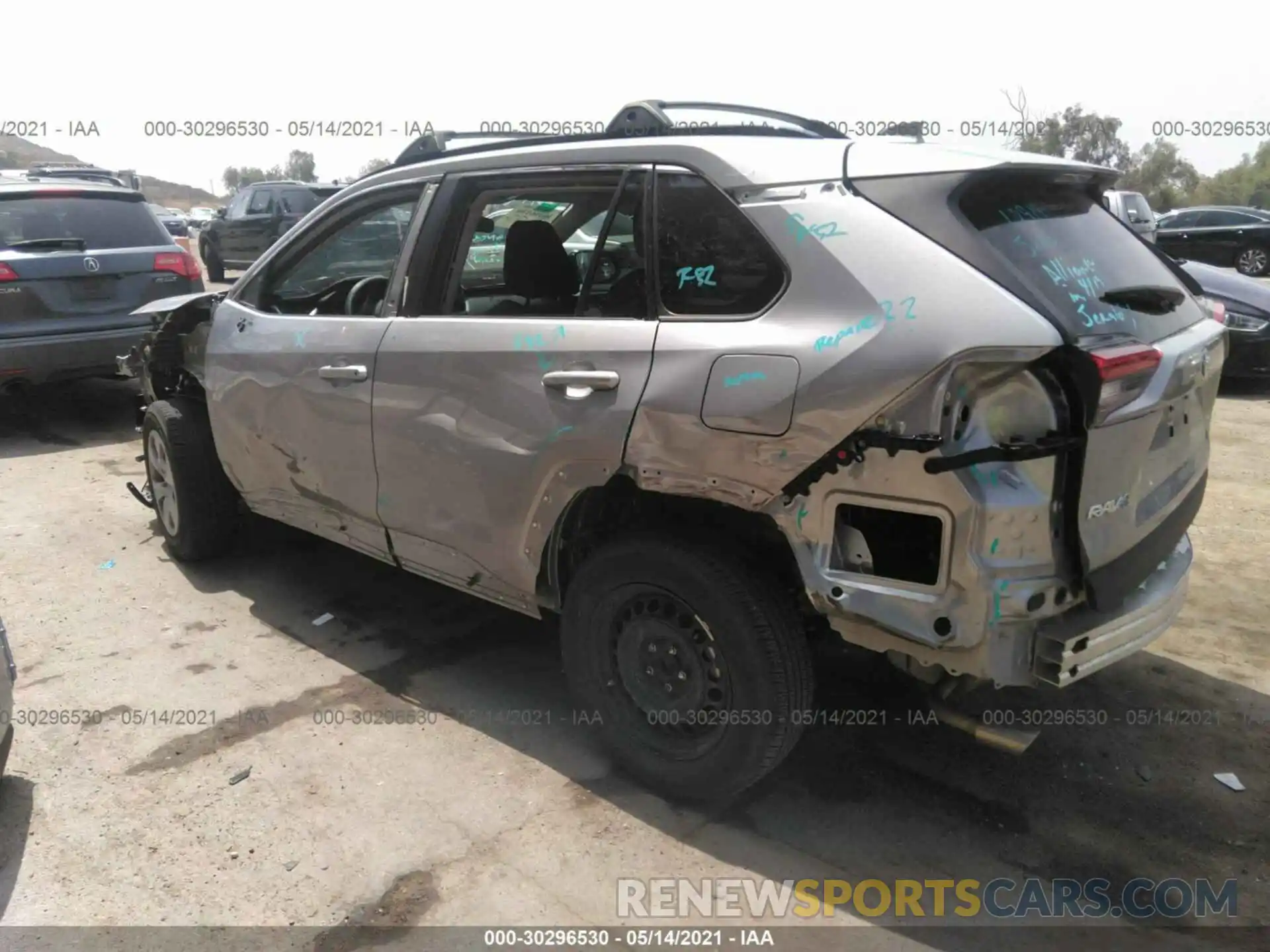 3 Photograph of a damaged car 2T3H1RFV0KC009188 TOYOTA RAV4 2019