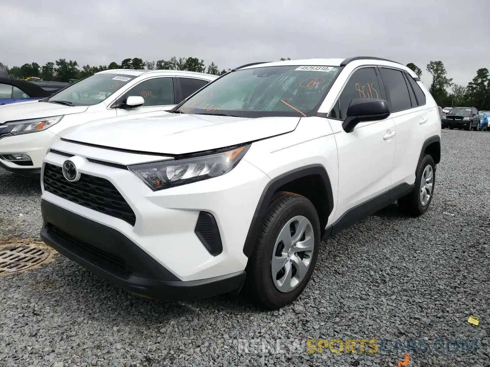 2 Photograph of a damaged car 2T3H1RFV0KC010972 TOYOTA RAV4 2019