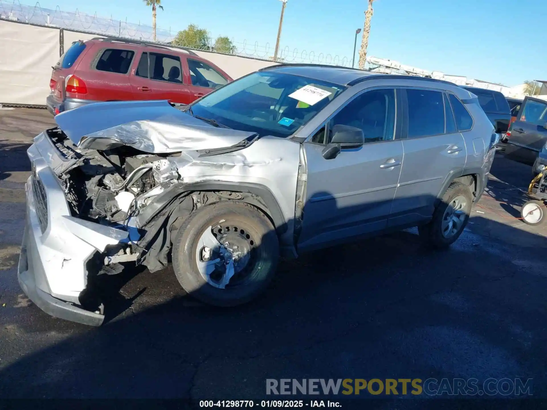 14 Photograph of a damaged car 2T3H1RFV0KC015010 TOYOTA RAV4 2019